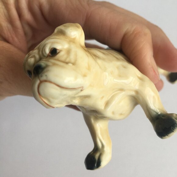 Vintage Dog Figurine Statue - English or British Bulldog - Picture 7 of 8